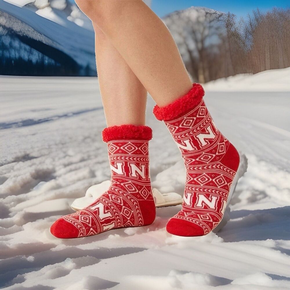 Muk Luks Sz L Fuzzy Cozy Plush Lined Cabin Gameday Socks Slipper Non-Slip